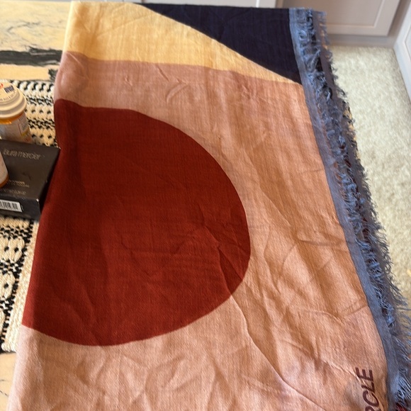 🥰🥰Auth VALENTINO cashmere blend scarf!!!! - Picture 7 of 7